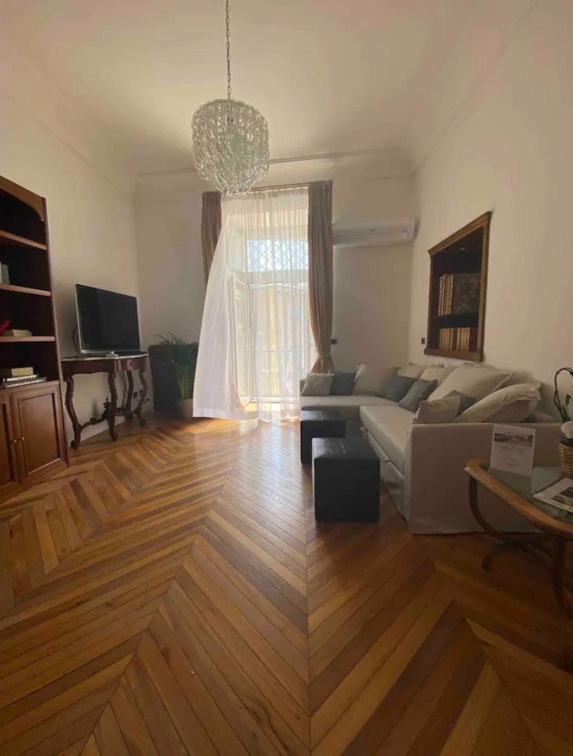 Residenzagemito Private Pool Sleeps 6 *